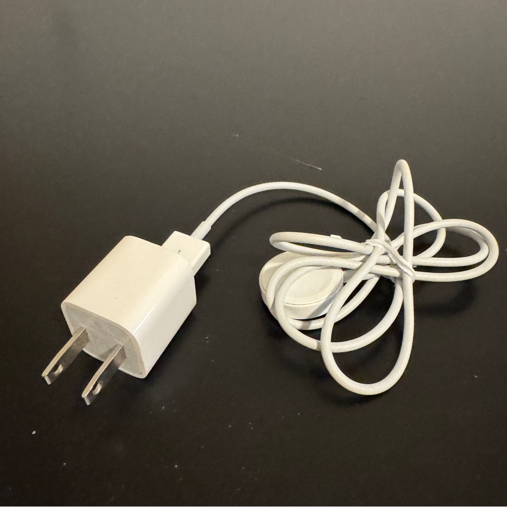 Apple Watch Magnetic Charging Cable to USB 0.3m MX2G2AM/A  OEM GENUINE (2)